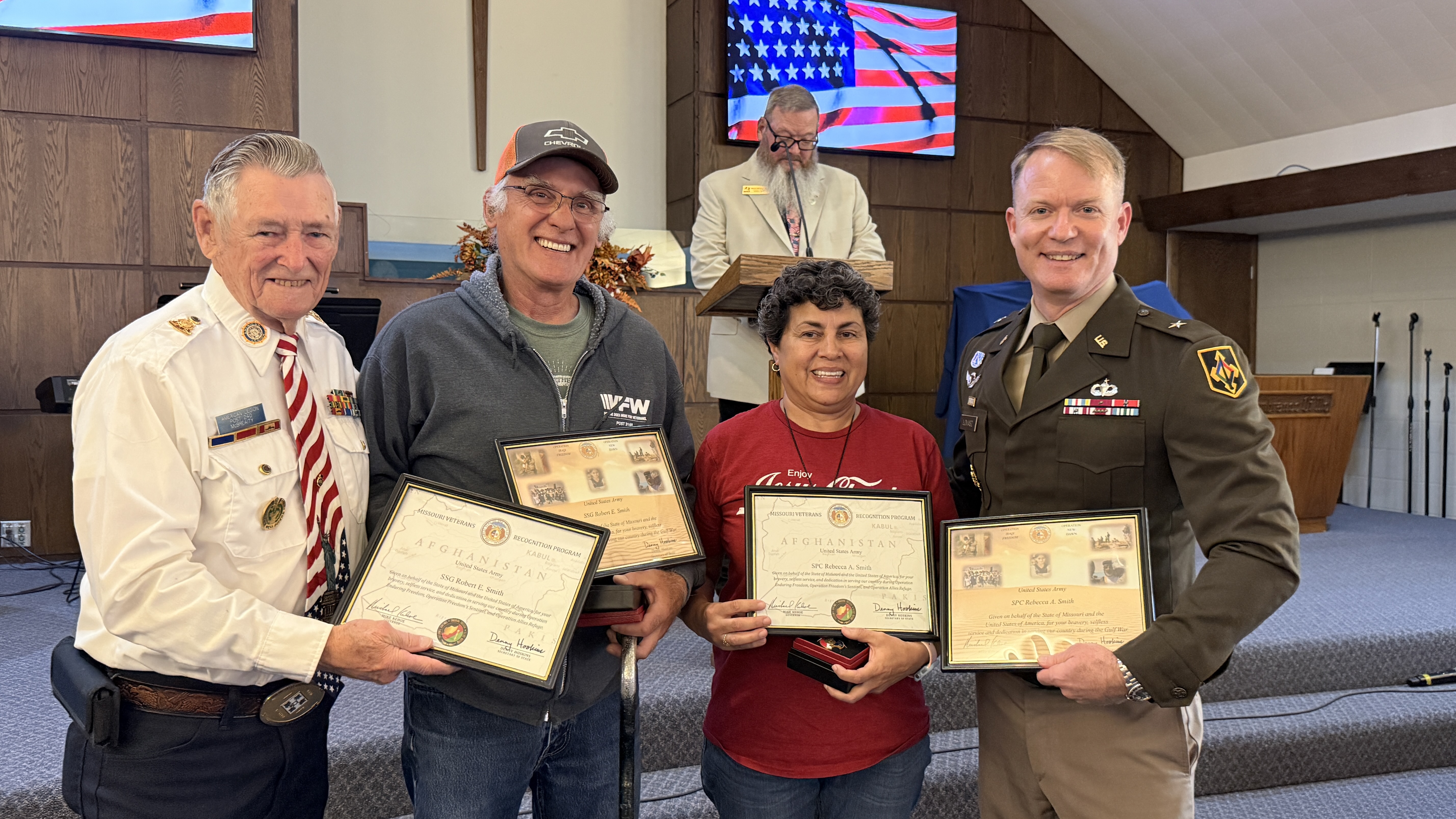 Nearly 70 Missouri Veterans and Families Honored During War Medallions Ceremony in Richland — Lebanon Now