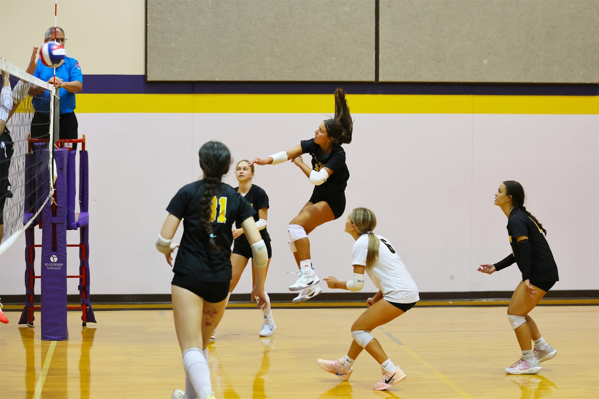 Lebanon Volleyball Battles to Third-Place Finish at Lake Volleyfest — Lebanon Now