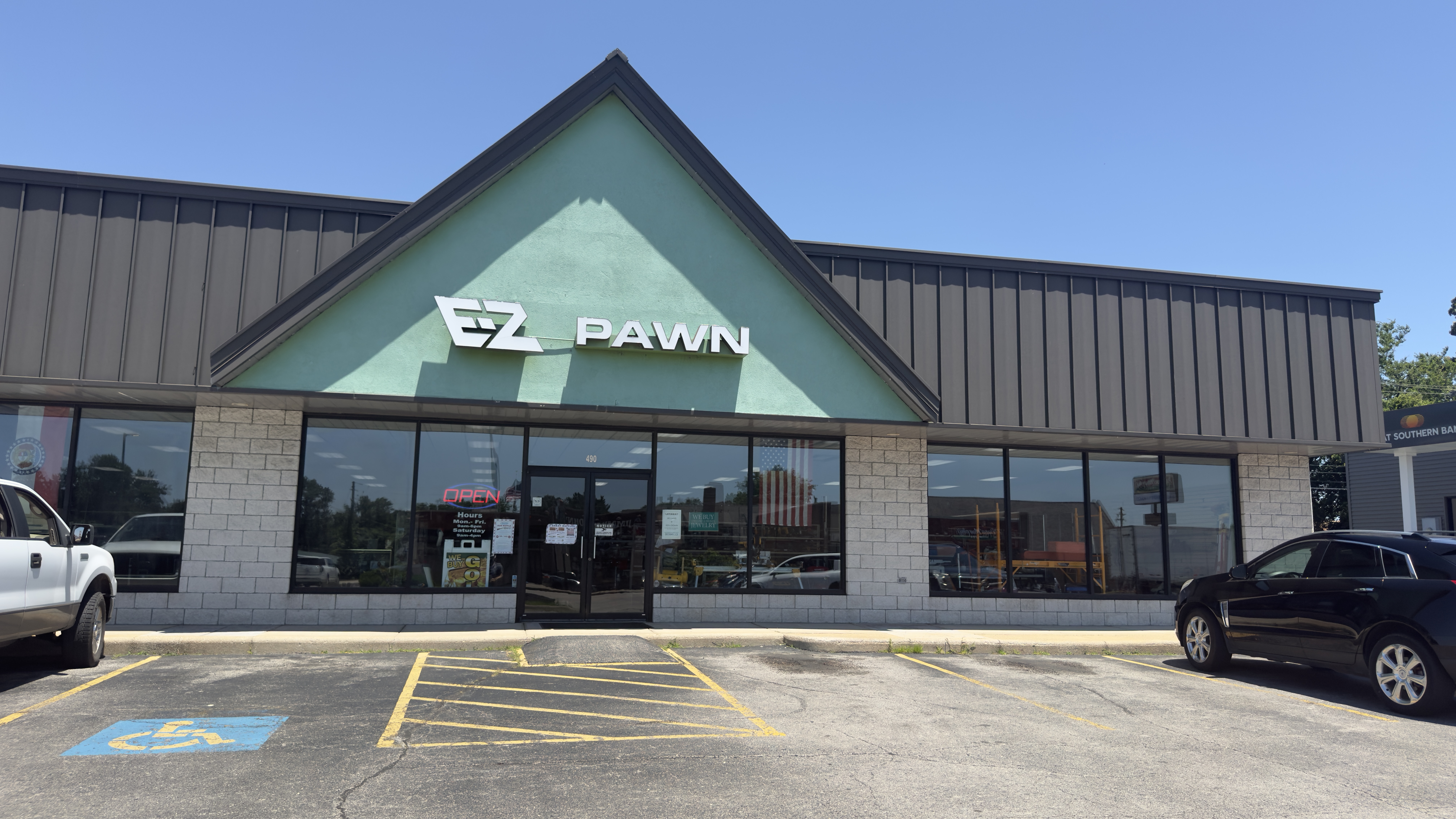 Lebanon Now ON LOCATION : EZ PAWN — Lebanon Now